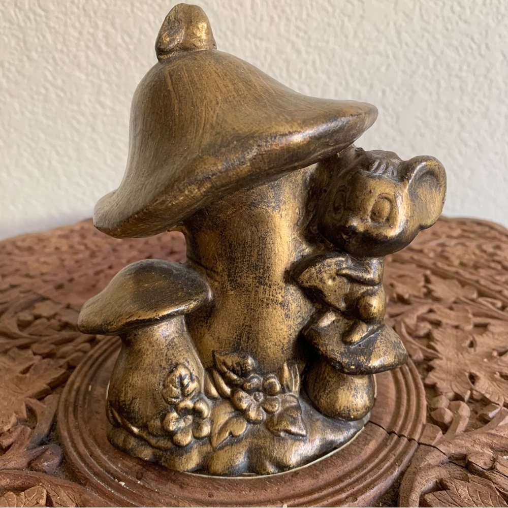 Vintage? Small Hand Painted Mushroom & Mouse Eating Cheese Figurine - Picture 12 of 12